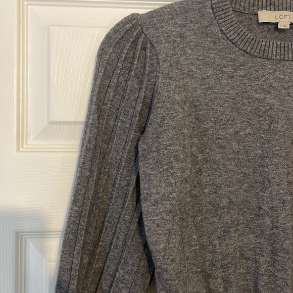 Loft Cropped Sweater - Picture 2 of 3